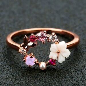 Size 7 Floral Ring